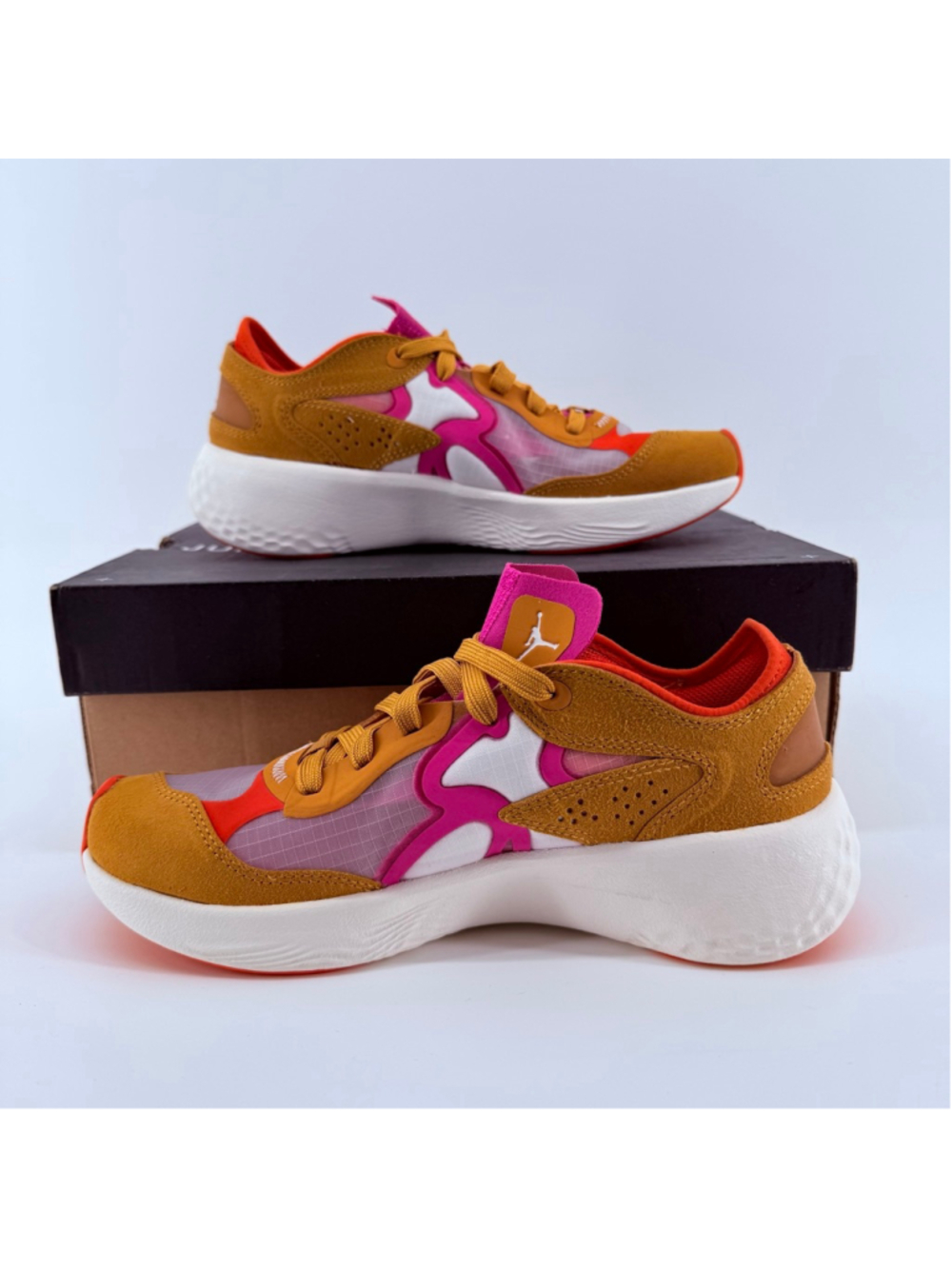 Women's‎ Jordan Delta 3 Low Sneakers 6.5 Chutney Orange